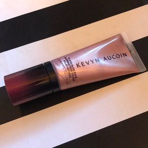 Brand New Kevin Aucoin Glass Glow Face